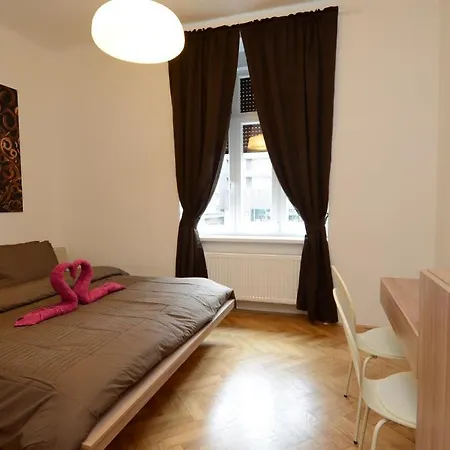 Pensionat Ginger 3*